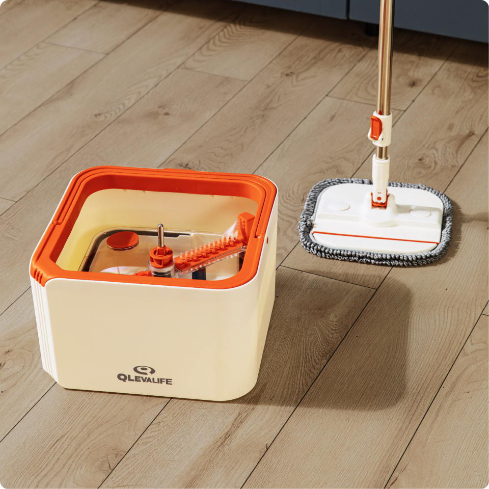 Швабра с отжимом и складным ведром